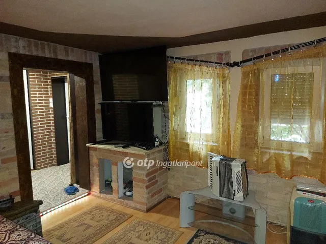 Eladó ház Szeged 44 nm