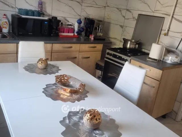 Eladó lakás Szeged 70 nm