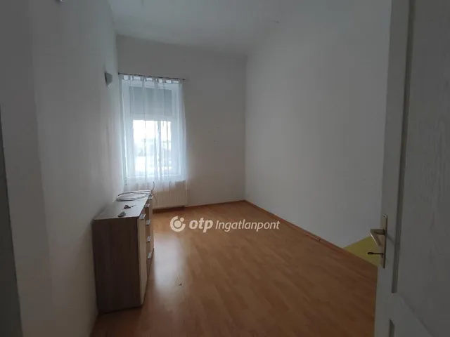 Eladó lakás Szeged, Belváros 49 nm