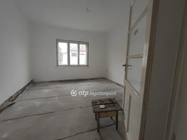 Eladó ház Kiszombor 102 nm