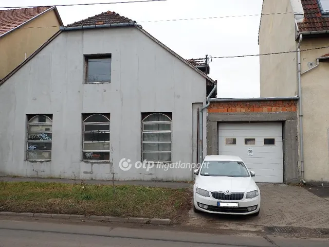 Eladó ház Szeged 230 nm