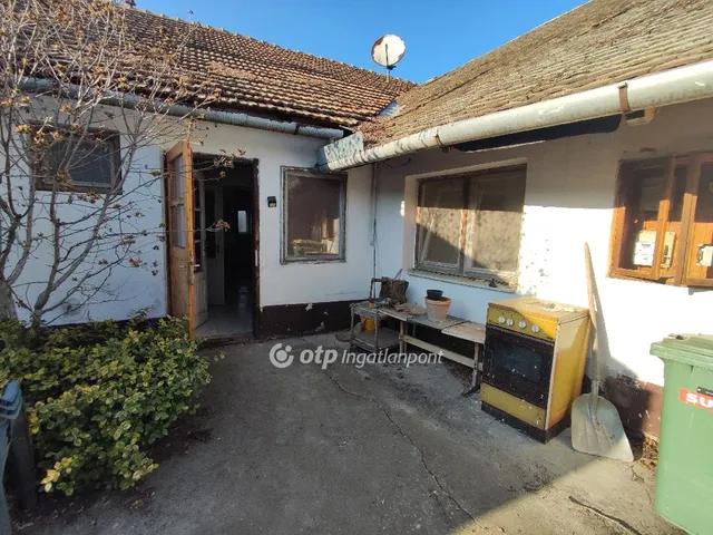 Eladó ház Hódmezővásárhely 84 nm