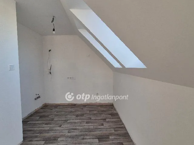 Eladó lakás Szeged 149 nm