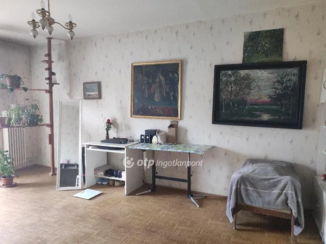 Eladó lakás Pécs, Uránváros 53 nm