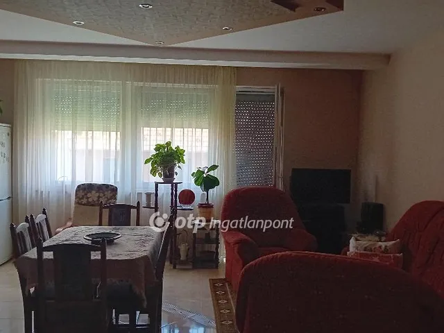 Eladó lakás Szeged 81 nm