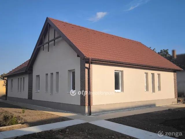 Eladó ház Mindszent 74 nm