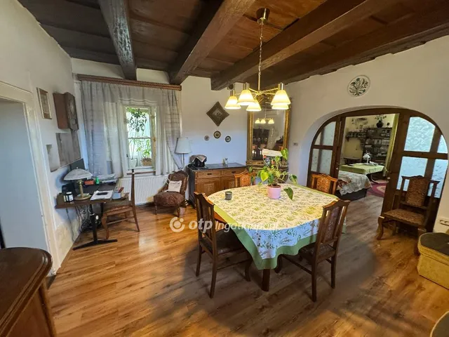 Eladó ház Tiszafüred 140 nm