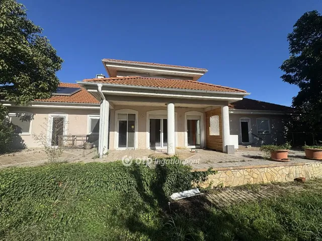 Eladó ház Tiszafüred 325 nm