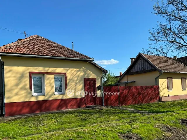 Eladó ház Tiszanána 83 nm