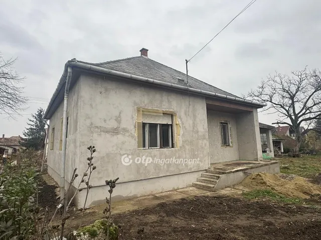 Eladó ház Tiszafüred 114 nm