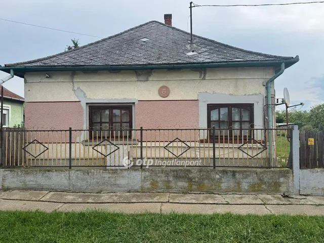 Eladó ház Egyek 106 nm