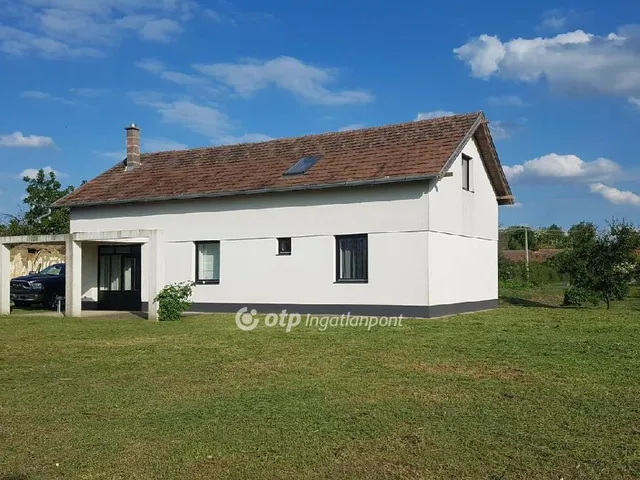 Eladó ház Tiszaderzs 115 nm