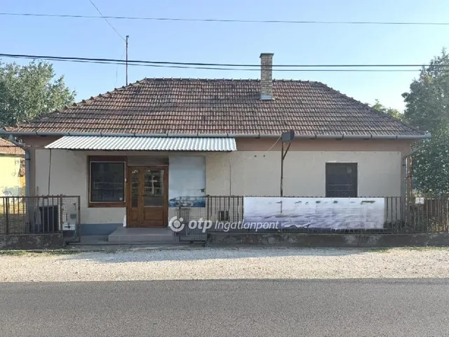 Eladó ház Besenyőtelek 77 nm