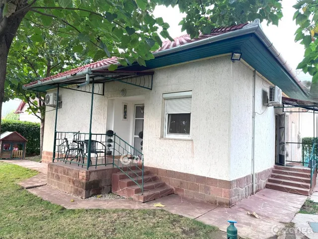 Eladó ház Tiszafüred 98 nm