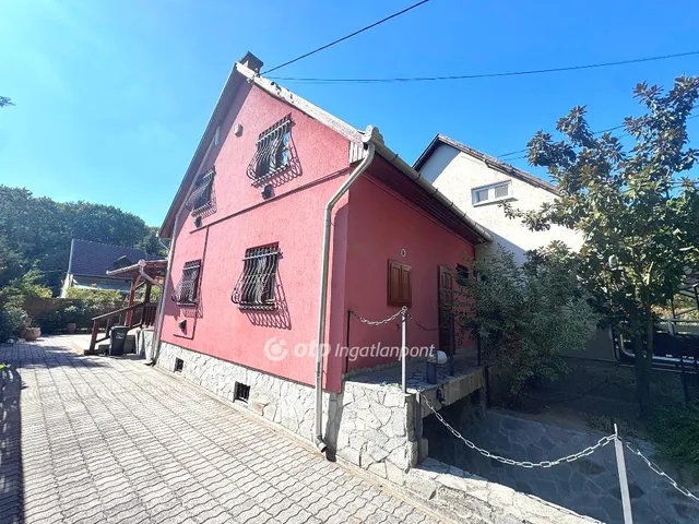 Eladó nyaraló Tiszafüred 110 nm