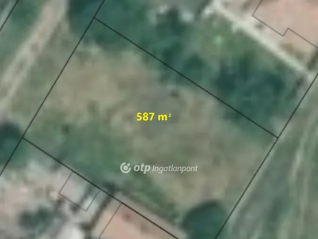 Eladó telek Abádszalók 587 nm