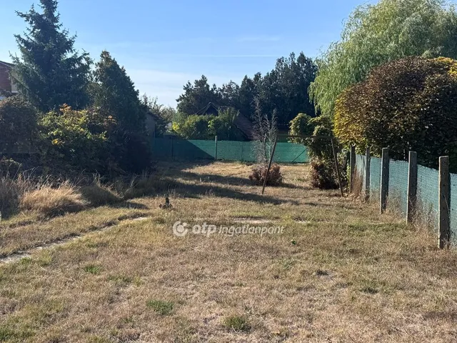 Eladó telek Tiszafüred 494 nm