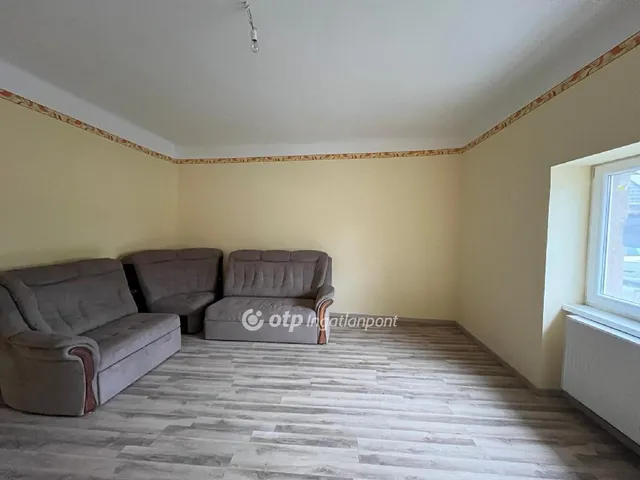 Eladó ház Kiskunhalas 76 nm