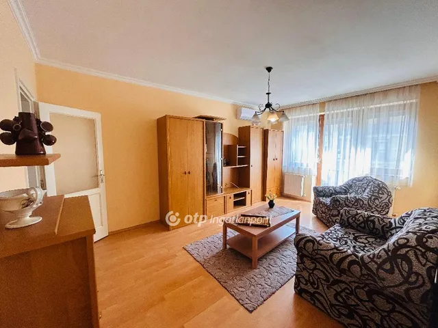 Kiadó lakás Kecskemét, Belváros 62 nm