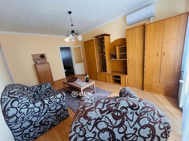 Kiadó lakás Kecskemét, Belváros 62 nm