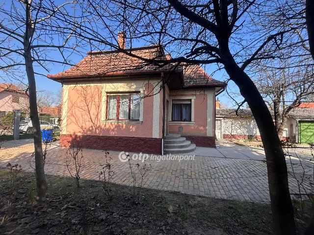 Kiadó ház Kecskemét 90 nm