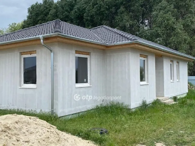 Eladó ház Kecskemét, Alsószéktó 98 nm