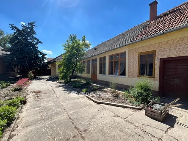 Eladó ház Jánoshalma 160 nm