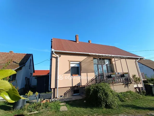 Eladó ház Nagyrada 150 nm