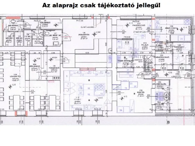 Eladó kereskedelmi és ipari ingatlan Cegléd 300 nm