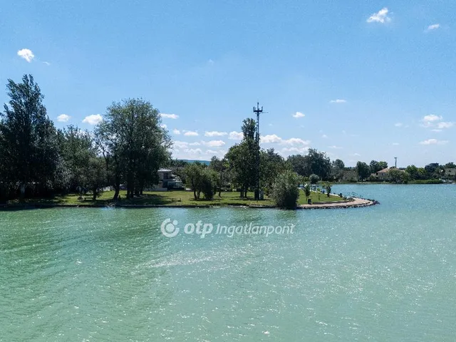 Eladó telek Balatonboglár 1240 nm