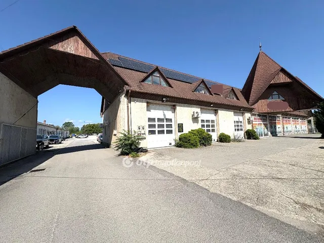 Eladó kereskedelmi és ipari ingatlan Miskolc 2354 nm
