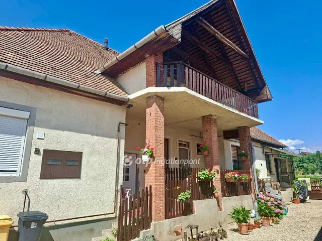 Eladó ház Szerencs 230 nm