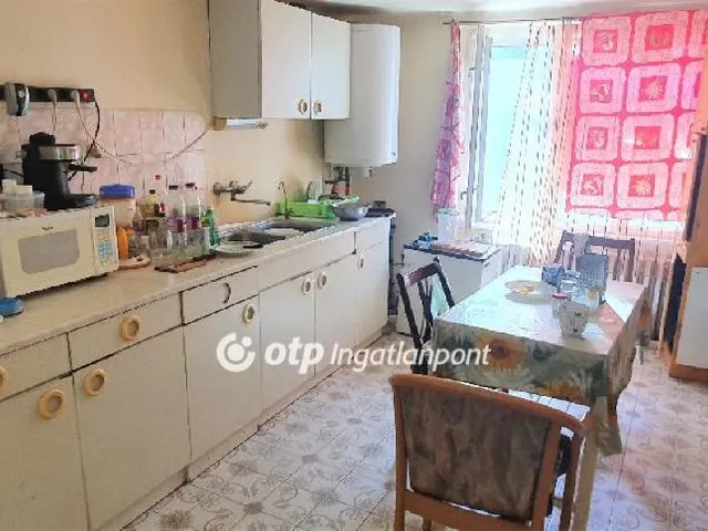 Eladó ház Kiskunfélegyháza, Városközpont 117 nm