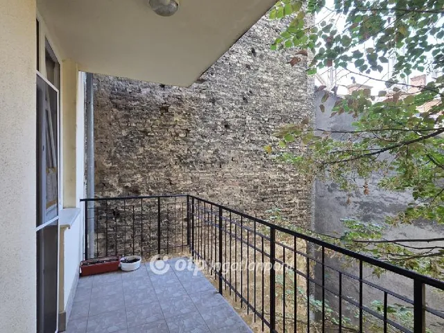 Eladó lakás Budapest VIII. kerület, Blaha Lujza tér 42 nm