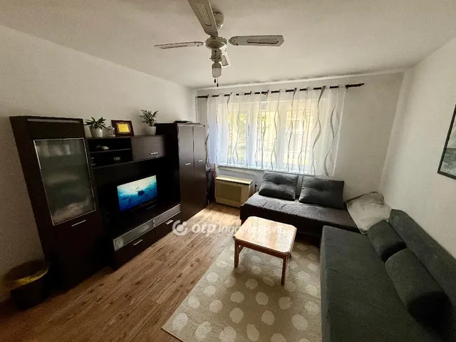 Eladó lakás Miskolc, Selyemrét 39 nm