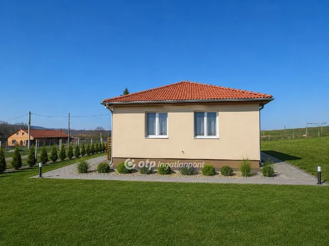 Eladó ház Verseg 125 nm