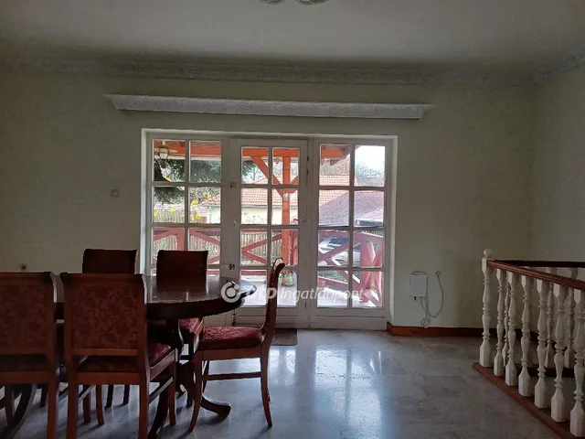 Eladó ház Budapest XVI. kerület, Sashalom 235 nm