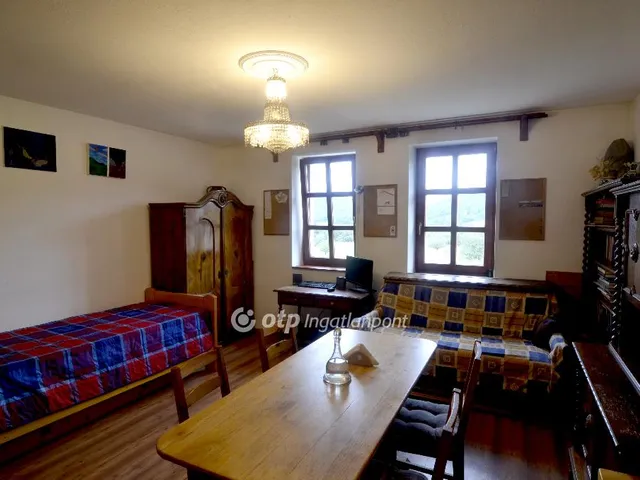 Eladó ház Pilisszentlászló 227 nm