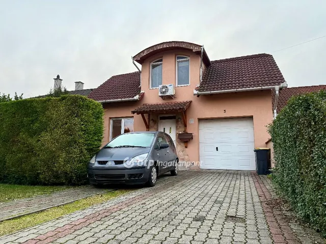 Eladó ház Tiszaújváros 140 nm