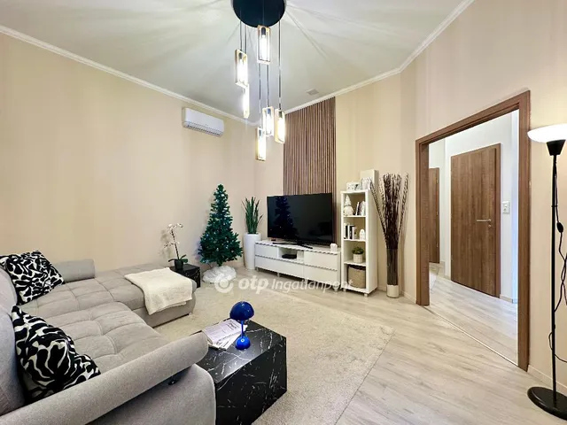 Eladó lakás Budapest VI. kerület 75 nm