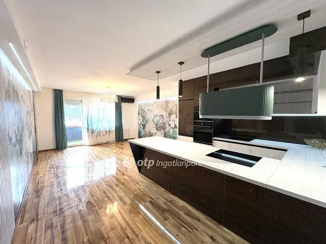 Eladó lakás Miskolc, Belváros 80 nm