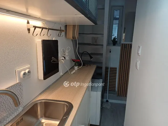 Eladó lakás Budapest VIII. kerület 5 nm