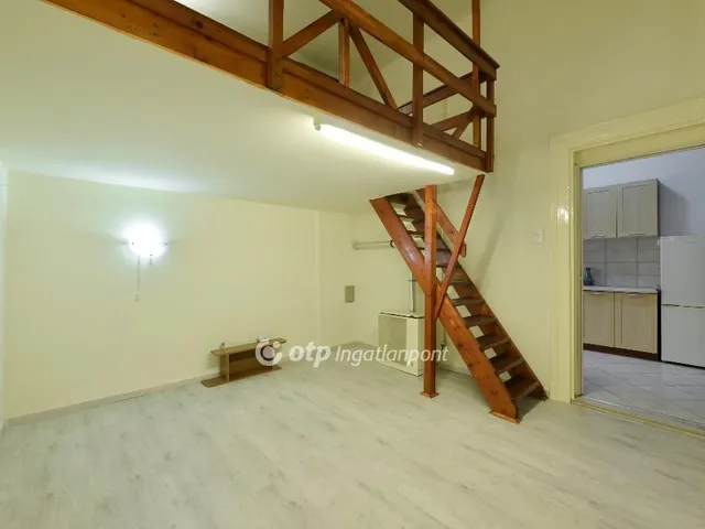 Kiadó lakás Budapest VIII. kerület, Palotanegyed 24 nm