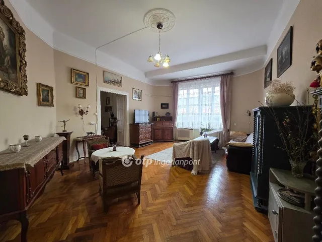 Eladó lakás Budapest VIII. kerület, Palotanegyed 116 nm