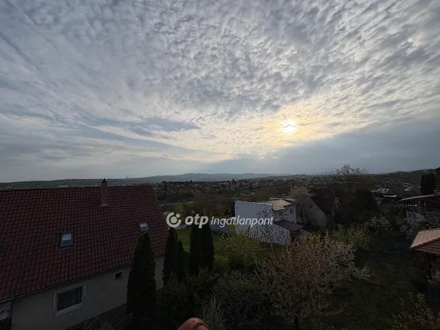 Eladó ház Miskolc, Bábonyibérc 250 nm