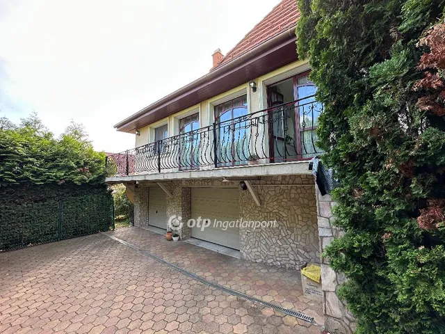 Eladó ház Miskolc, Bábonyibérc 250 nm