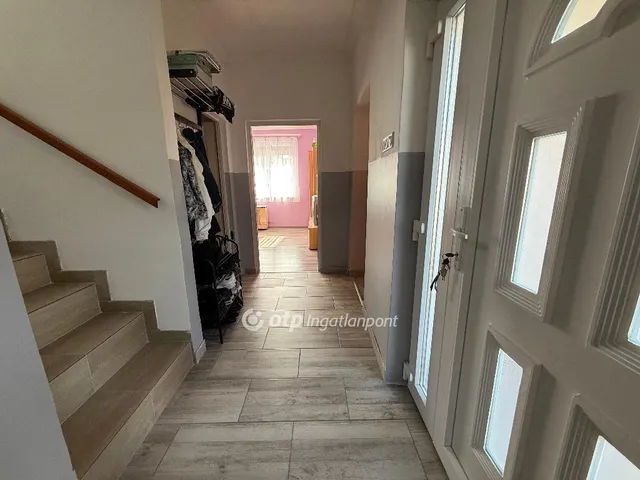 Eladó ház Cegléd 170 nm