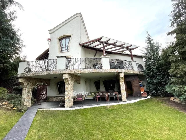 Eladó ház Miskolc 350 nm