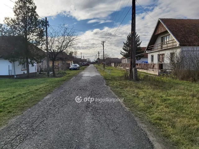 Eladó telek Doboz, Feketeéri csatorna 1349 nm