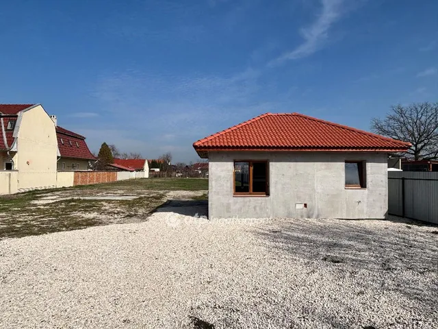 Kiadó telek Békéscsaba 2071 nm